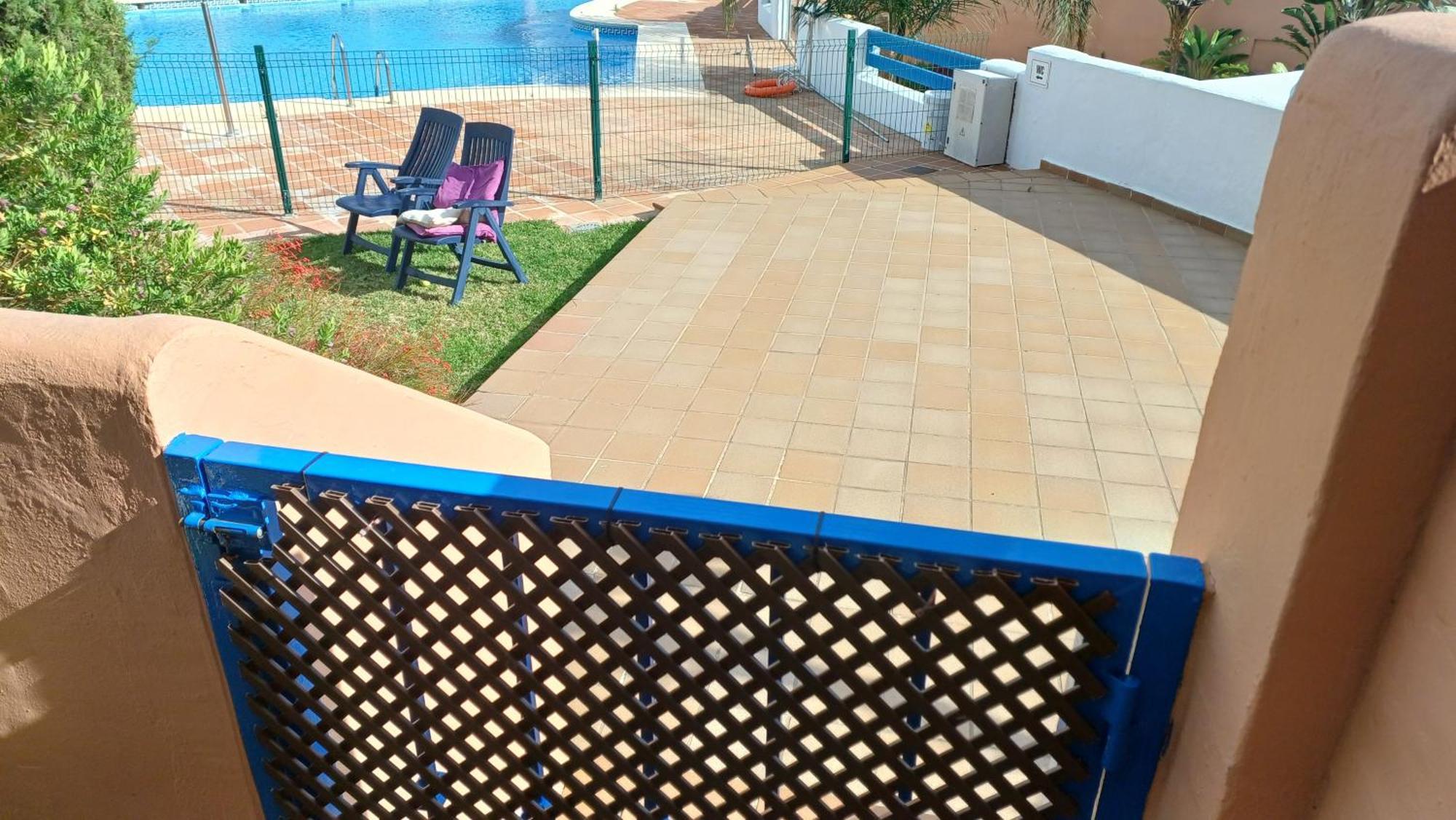 Residencial La Duquesa Suites Golf & Gardens San Luis de Sabinillas Kültér fotó
