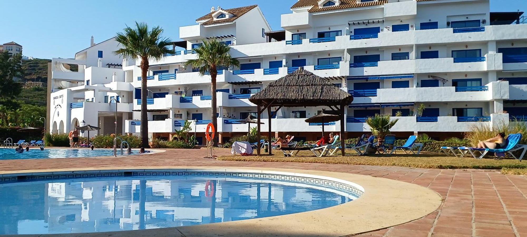Residencial La Duquesa Suites Golf & Gardens San Luis de Sabinillas Kültér fotó